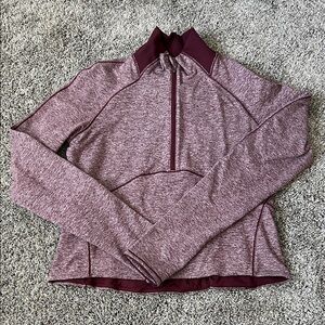Lululemon cold weather running 1/4 zip. LIKE NEW. Women’s size 10.